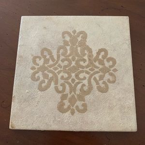 Trivet